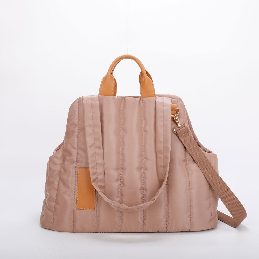 Lightweight Waterproof Pet Carrier Handbag For Outdoor Travel