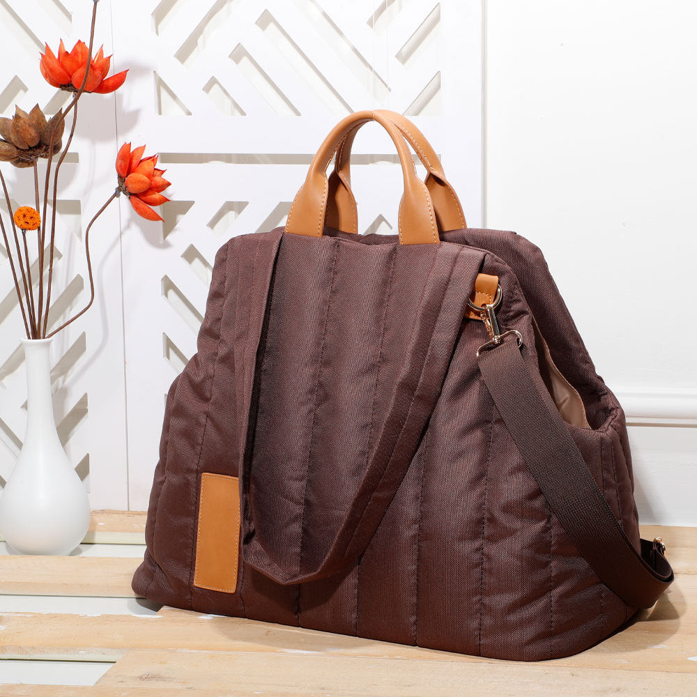 Lightweight Waterproof Pet Carrier Handbag For Outdoor Travel